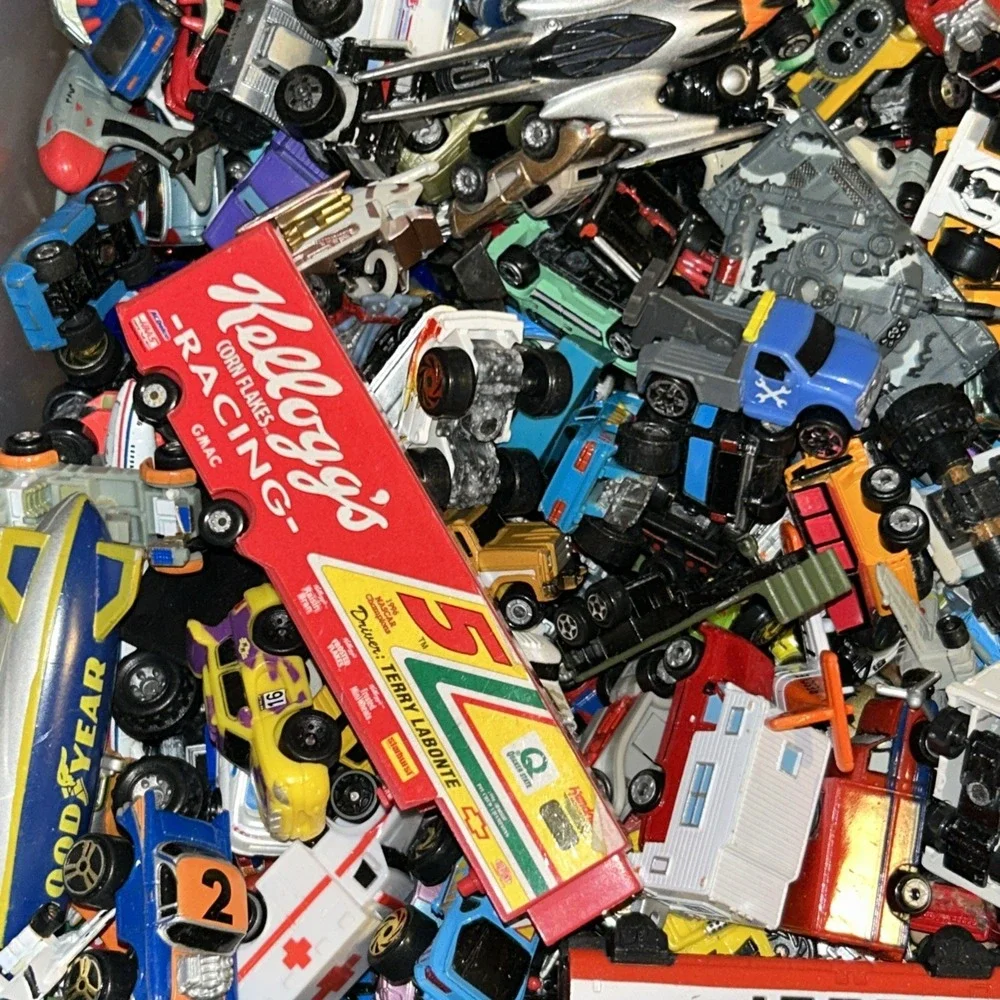 Micro Machines - RANDOM LOT‎ OF 10 VEHICLES - Each Lot Will Receive 10 Vehicles